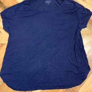 Adam Levine Women’s XL navy boyfriend tee